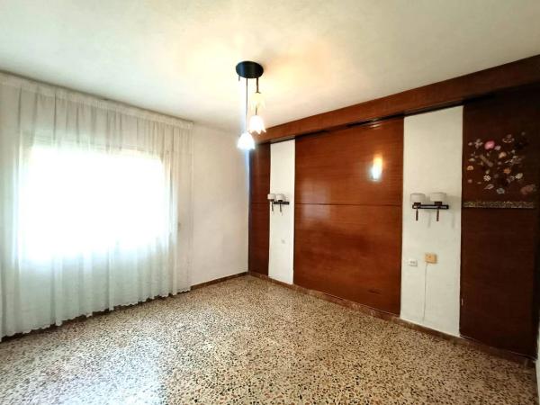 Sale of flat in Barrio La Florida Portazgo, Alicante
 photo 4