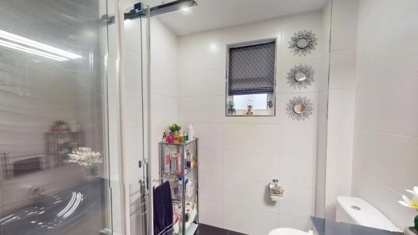 Sale of flat in Barrio Alipark, Alicante
 photo 4
