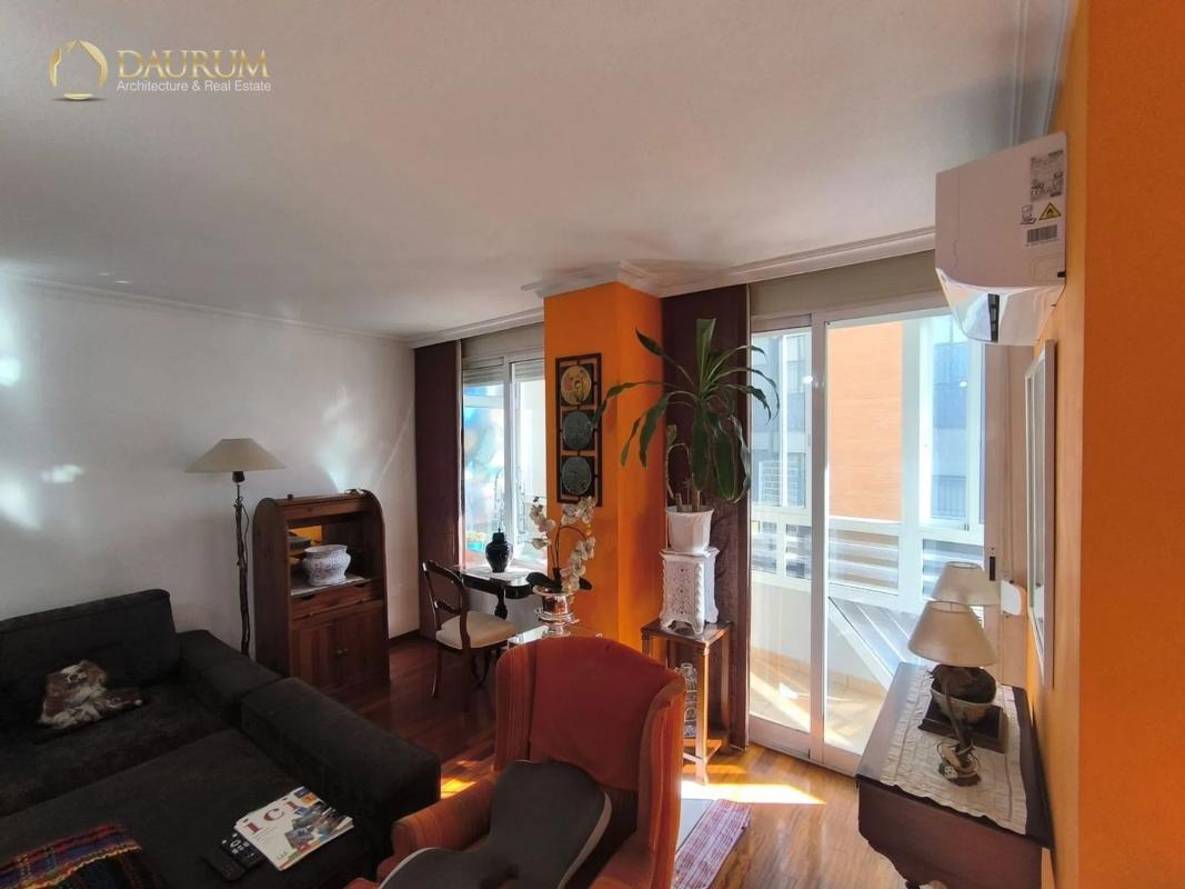Продажа квартиры на Calle Ingeniero Sanchiz Pujalte, Аликанте / Алакант
 photo 4