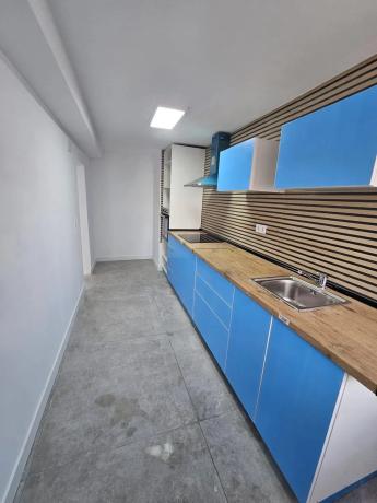 Venta de piso en Barrio Campoamor, Alicante / Alacant
thumbnail 1
