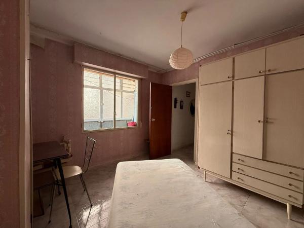 Sale of flat in Calle Francisco Carratalá Cernuda, Alicante
 photo 2