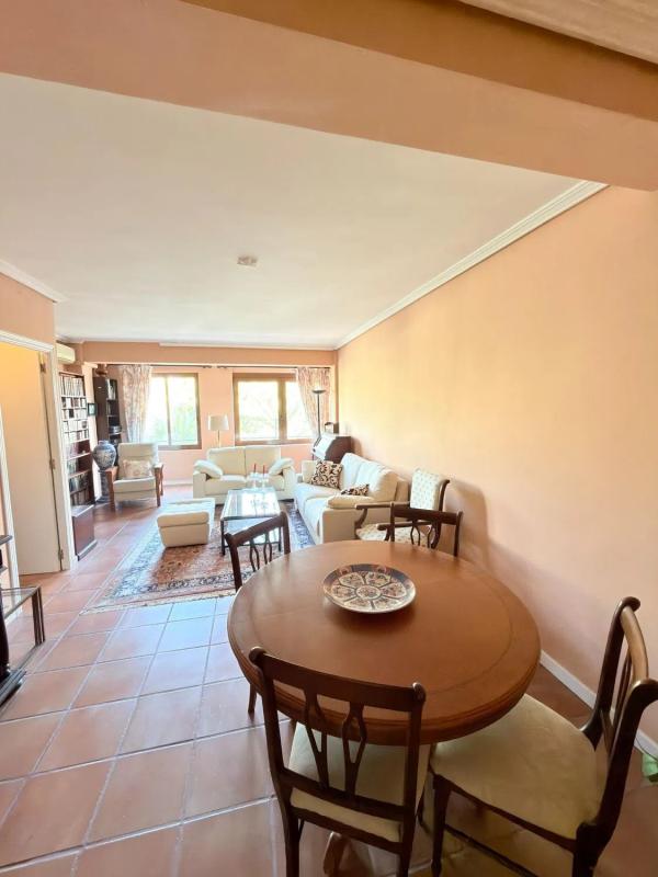 Sale of apartment in Plaza Doctor Gómez Ulla, Alicante
 photo 2