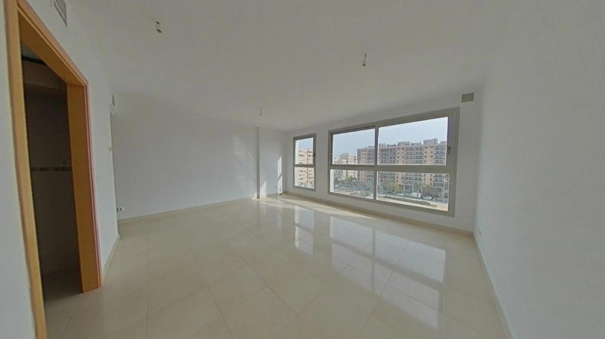 Sale of apartment in Calle Vicente Alexandre, Alicante
 photo 4