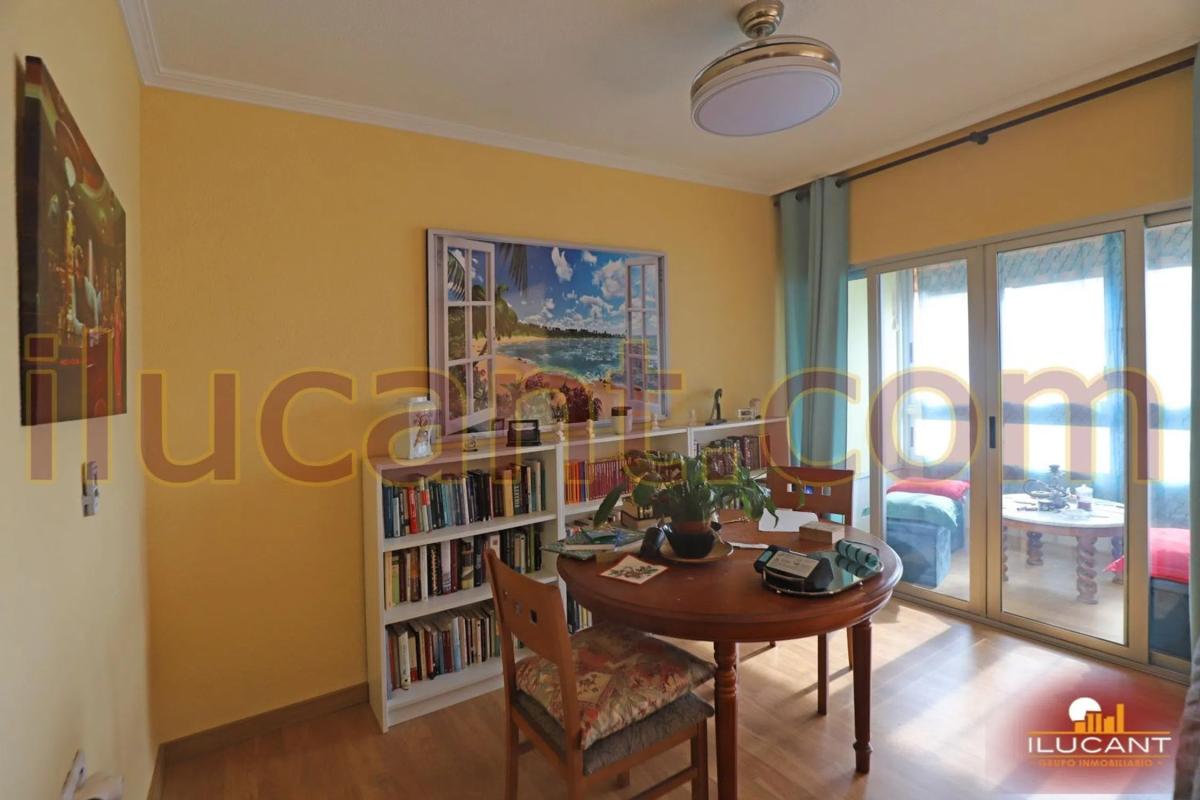Venta de piso en Barrio Campoamor, Alicante / Alacant
photo 4