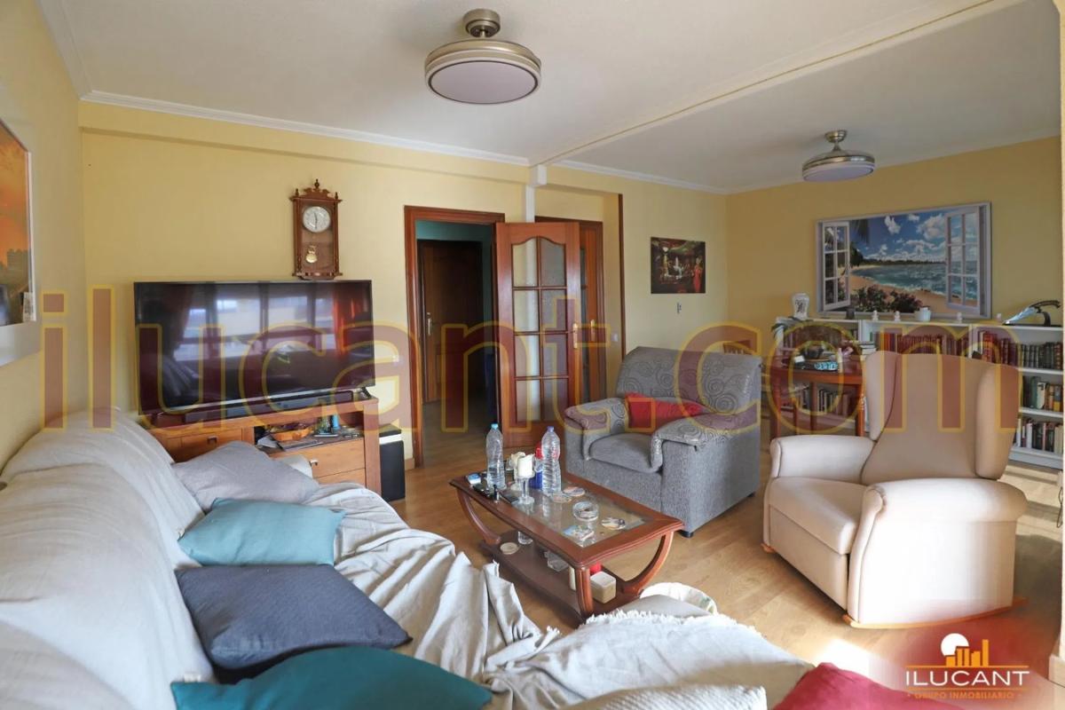 Venta de piso en Barrio Campoamor, Alicante / Alacant
photo 5