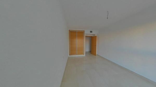Venta de piso en Calle Vicente Alexandre, Alicante / Alacant
photo 1