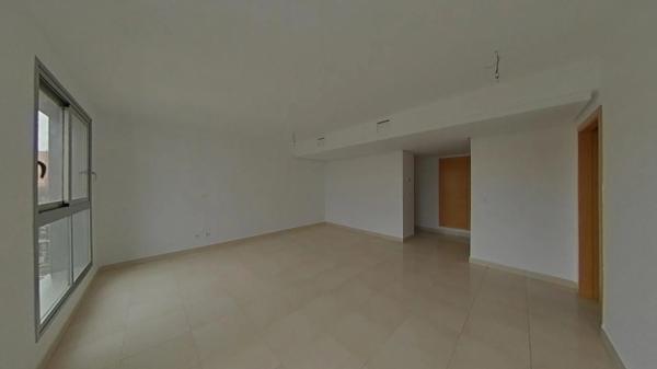 Venta de piso en Calle Vicente Alexandre, Alicante / Alacant
thumbnail 1