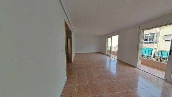 Venta de piso en Calle del Doctor Bergez, Alicante / Alacant
photo 1