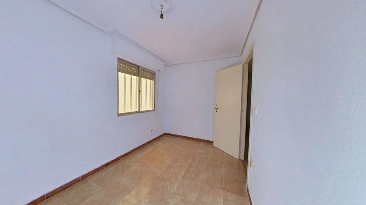 Venta de piso en Calle Teniente Durán, Alicante / Alacant
photo 2