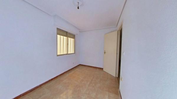 Venta de piso en Calle Teniente Durán, Alicante / Alacant
thumbnail 1