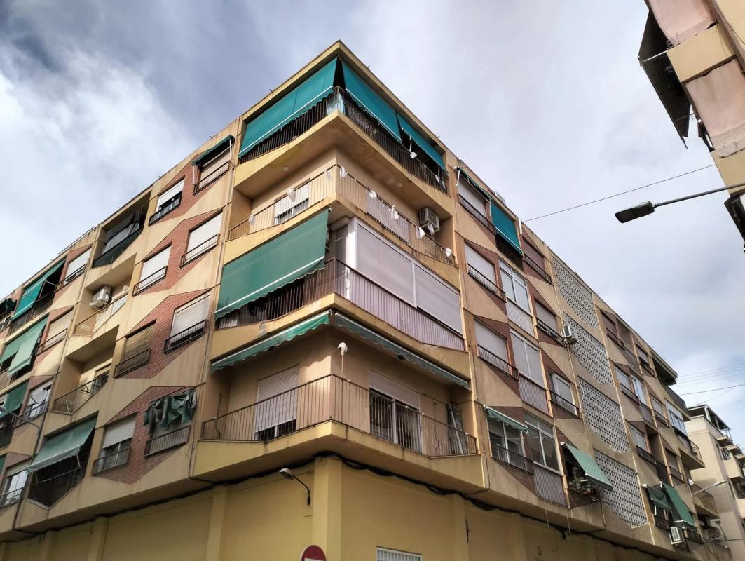 Venta de piso en CL GENERAL NAVARRO, 10, Alicante / Alacant
 photo 3