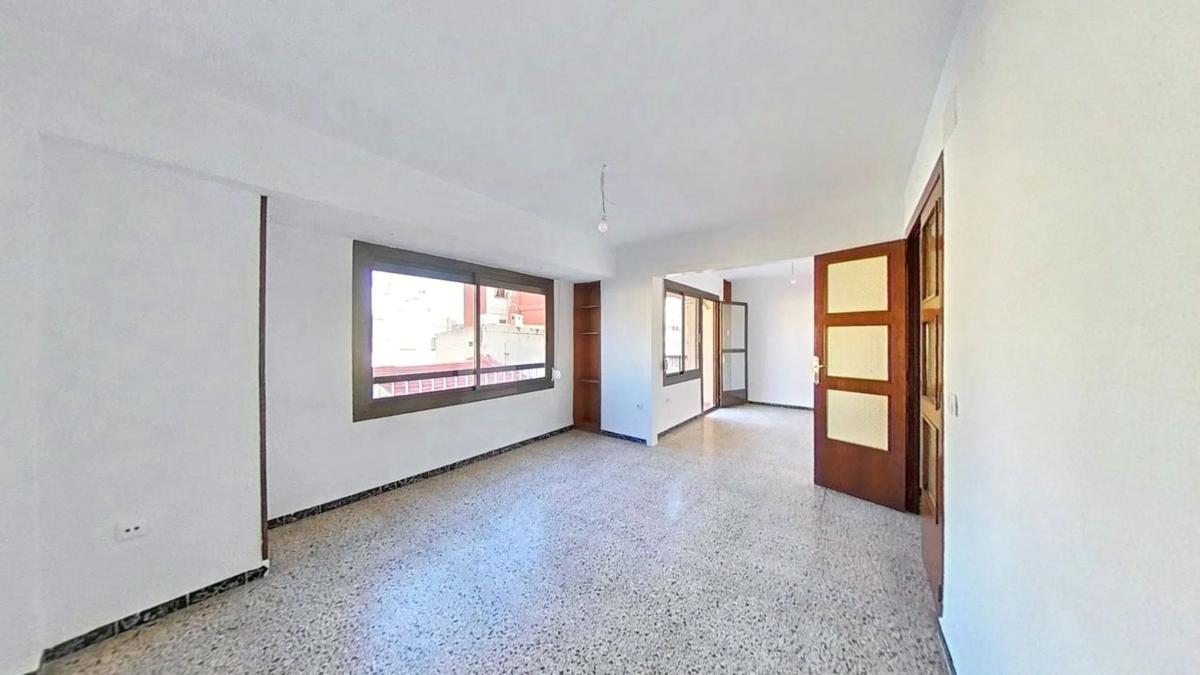 Venta de piso en Barrio Carolinas Bajas, Alicante / Alacant
photo 4