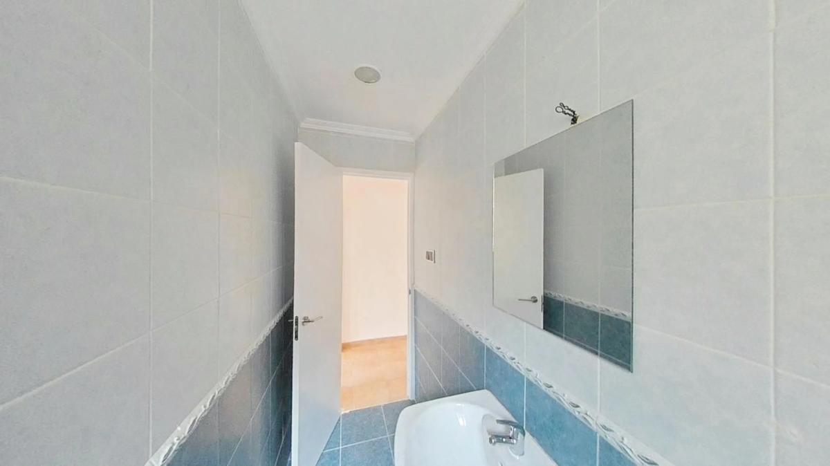 Venta de piso en Barrio Carolinas Altas, Alicante / Alacant
photo 5
