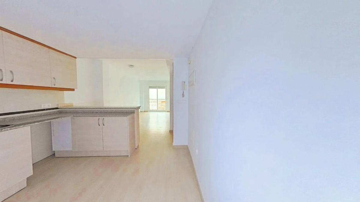 Venta de piso en Barrio Carolinas Altas, Alicante / Alacant
 photo 3