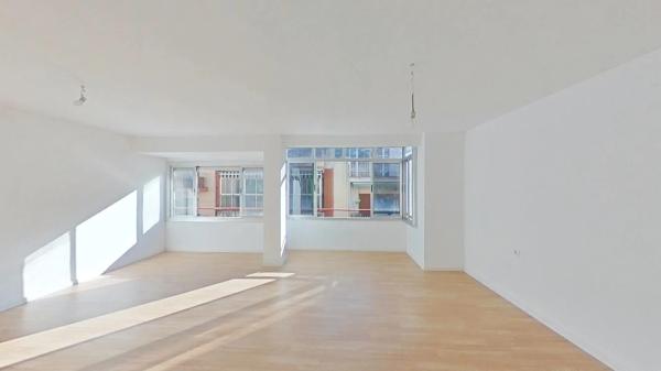 Venta de piso en Barrio Carolinas Altas, Alicante / Alacant
thumbnail 2