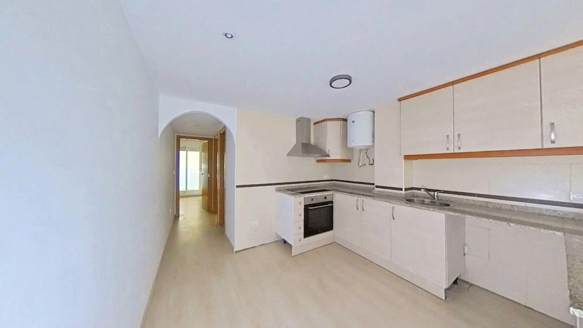 Venta de piso en Barrio Carolinas Altas, Alicante / Alacant
 photo 5