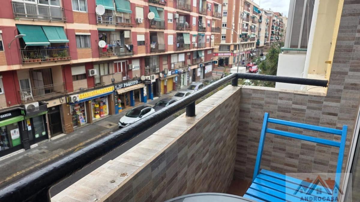 Venta de piso en Barrio Carolinas Altas, Alicante / Alacant
photo 5