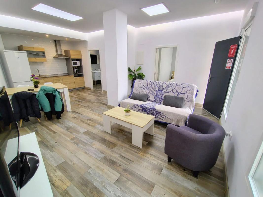 Sale of apartment in Calle Maestro Caballero, Alicante
 photo 3