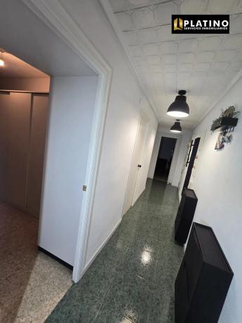 Sale of flat in Calle Garbinet, Alicante
 photo 2