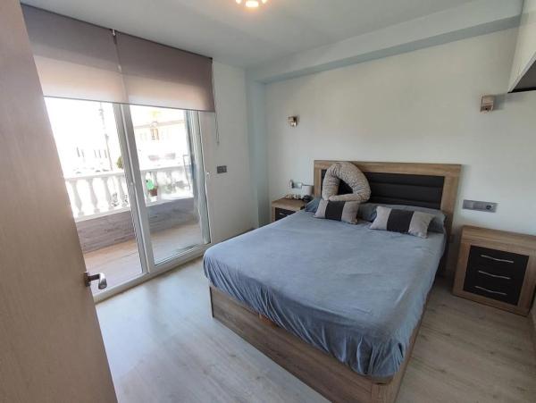 Independent chalet for sale in Barrio Ensanche-Diputación, Alicante
 photo 4