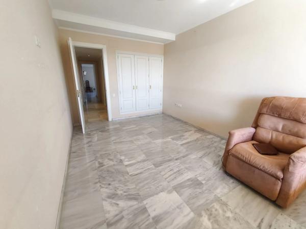 Venta de piso en Avenida del Doctor Gadea, 1, Alicante / Alacant
thumbnail 1