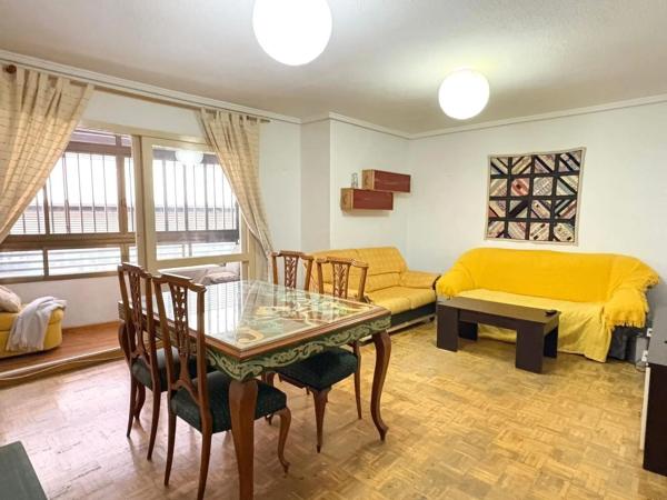 Venta de piso en Calle Poeta Quintana, Alicante / Alacant
thumbnail 2