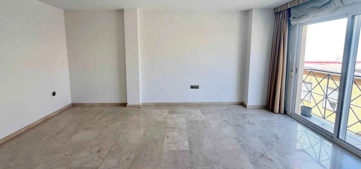 Venta de piso en Calle Castaños, Alicante / Alacant
photo 5