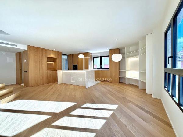 Duplex en venta en Calle Navas, Alicante / Alacant photo 4