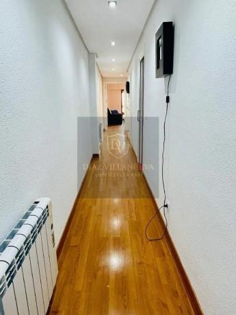 Venta de piso en Avenida Maisonnave s/n, Alicante / Alacant
thumbnail 1