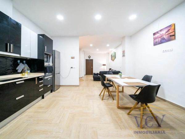 Venta de piso en Calle San Vicente, Alicante / Alacant
thumbnail 2