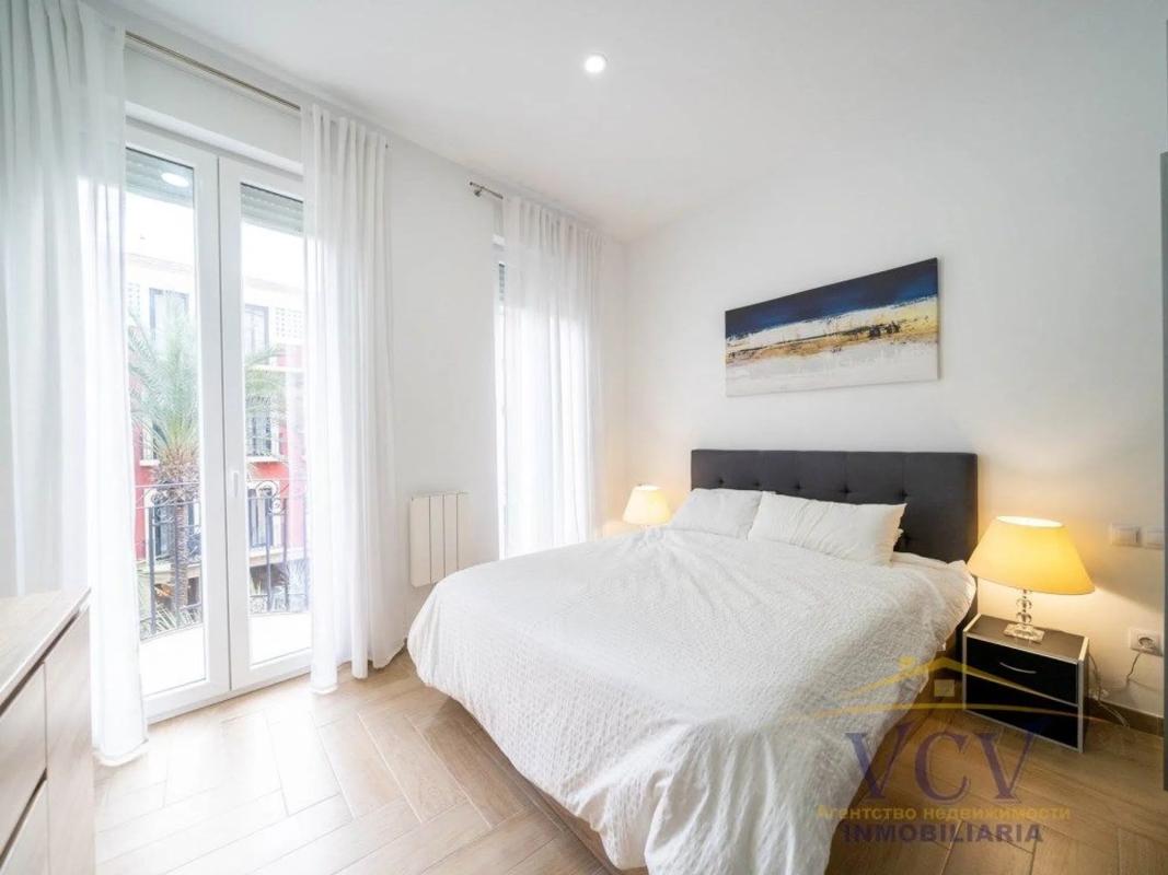 Venta de piso en Calle San Vicente, Alicante / Alacant
photo 4