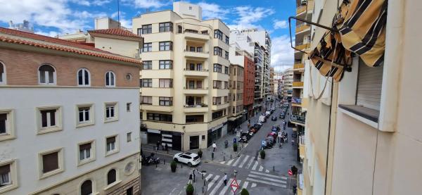Venta de piso en Calle de Ángel Lozano, Alicante / Alacant
thumbnail 1