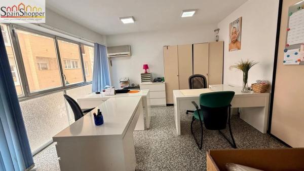 Venta de piso en Calle Berenguer de Marquina, Alicante / Alacant
photo 1