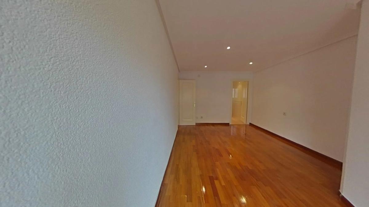 Venta de piso en Calle Portugal, Alicante / Alacant
photo 4