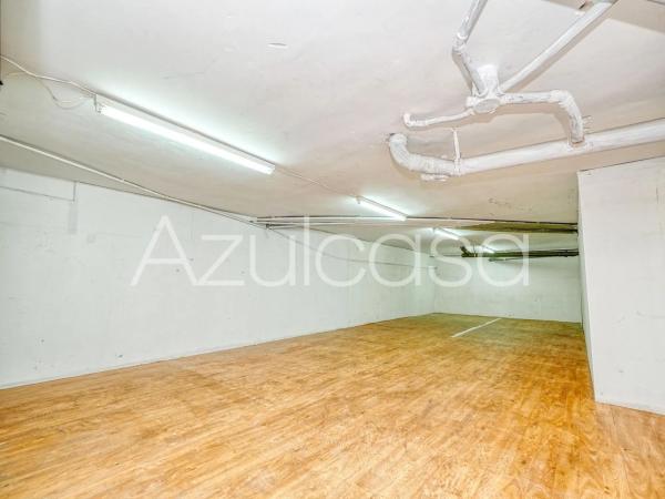 Local en calle Pol Lux photo 3