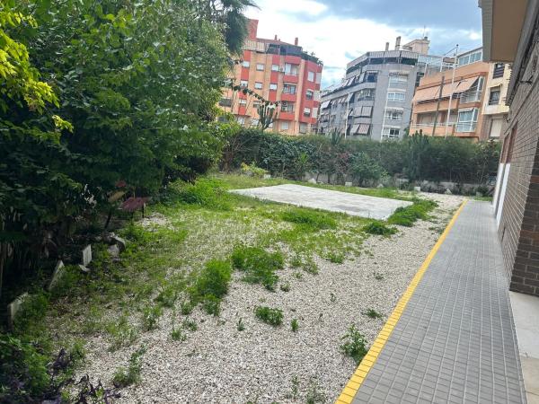Local en calle Doctor Buades, 126 thumbnail 2