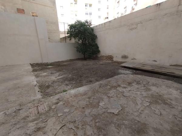 Local en avenida Alcoi thumbnail 2