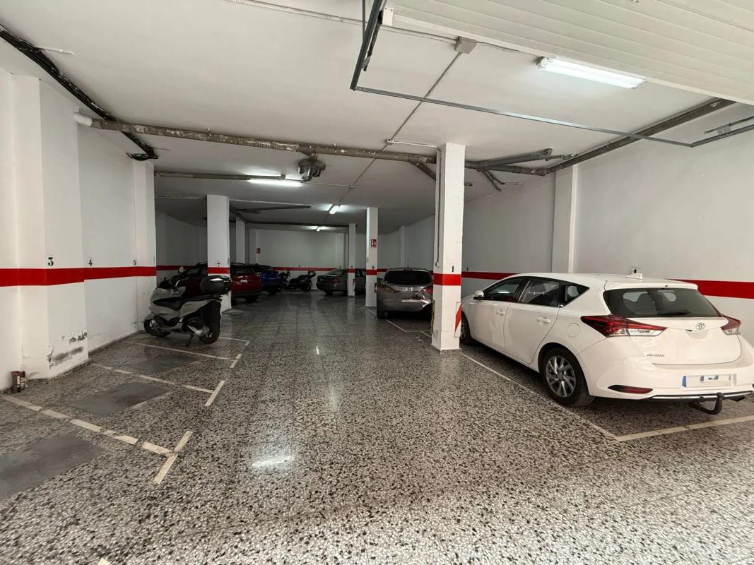 Properties for sale and rent in Spain photo 3