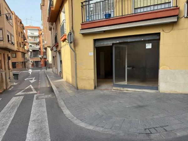 Local en calle Sevilla photo 2