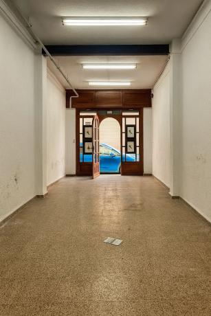 Local en calle del General Aldave photo 1