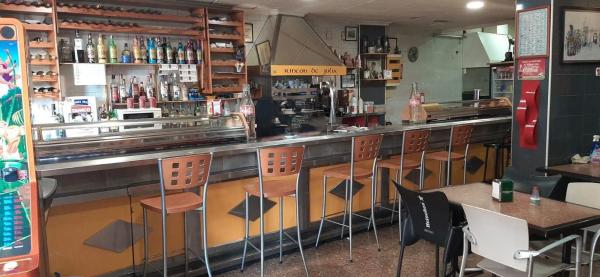 Local en rentabilidad en Barrio Altozano thumbnail 1