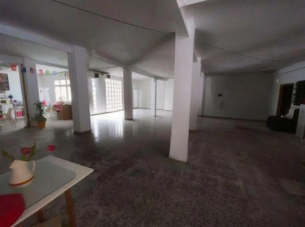 Local en Barrio Altozano thumbnail 2