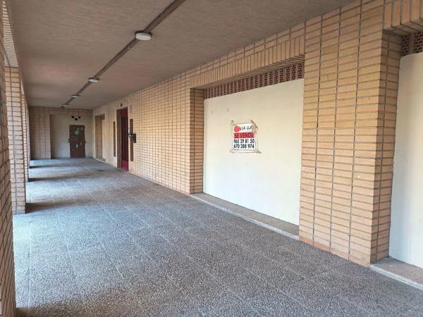 Local en Barrio Altozano thumbnail 2