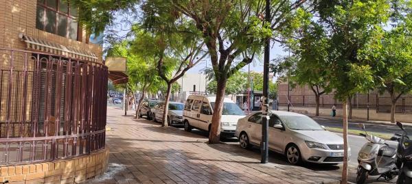 Local en Barrio Altozano thumbnail 2