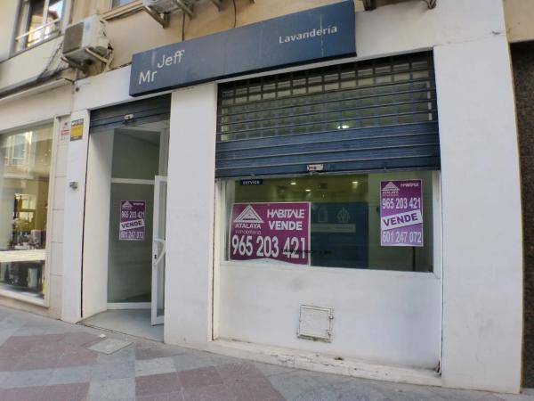 Local en calle Rafael Terol, 25 photo 3