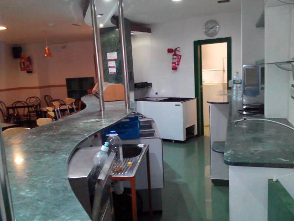 Local en calle Sant Joan Bosco s/n photo 4