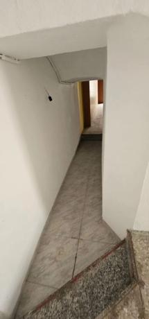 Local en calle Pintor Murillo thumbnail 1