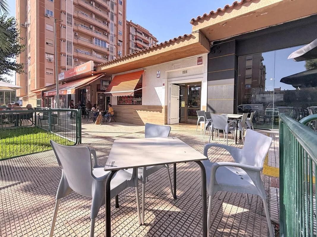 Propiedades en venta y alquiler en España photo 4