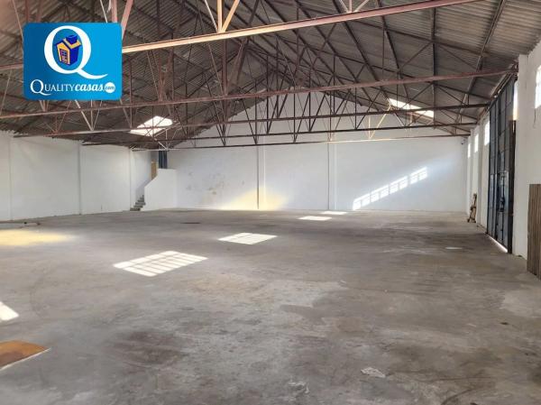 Nave en Barrio Ciudad de Asís - Font-Calent - El Bacarot photo 4