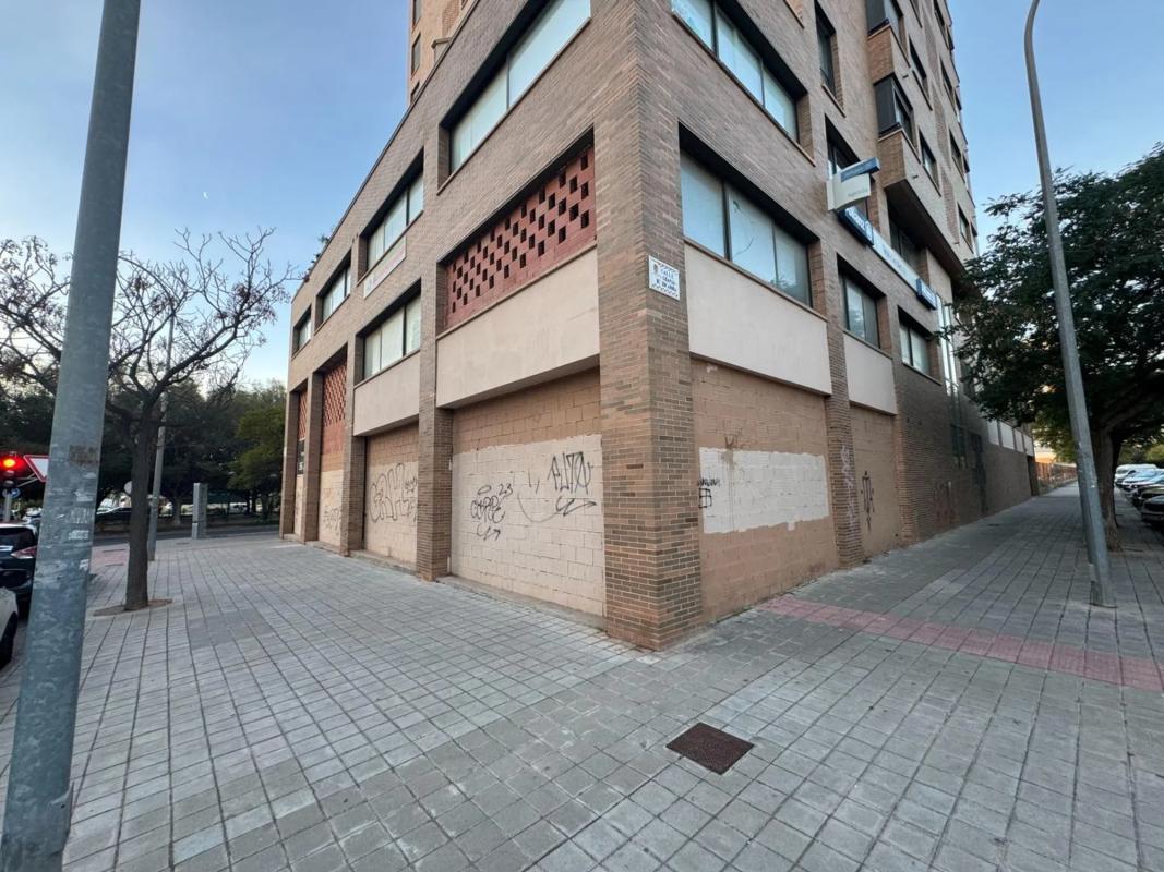 Propiedades en venta y alquiler en España photo 2